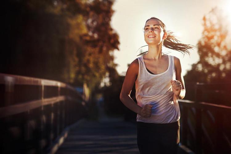 lady running